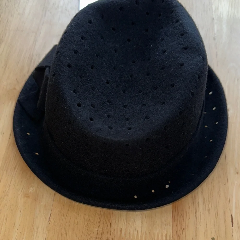 Midnight Velvet Black Party Hat